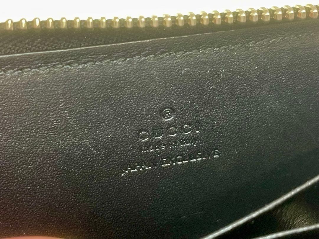 美品！GUCCIグッチ ディアマンテ スタッズ ラウンドファスナー ケース