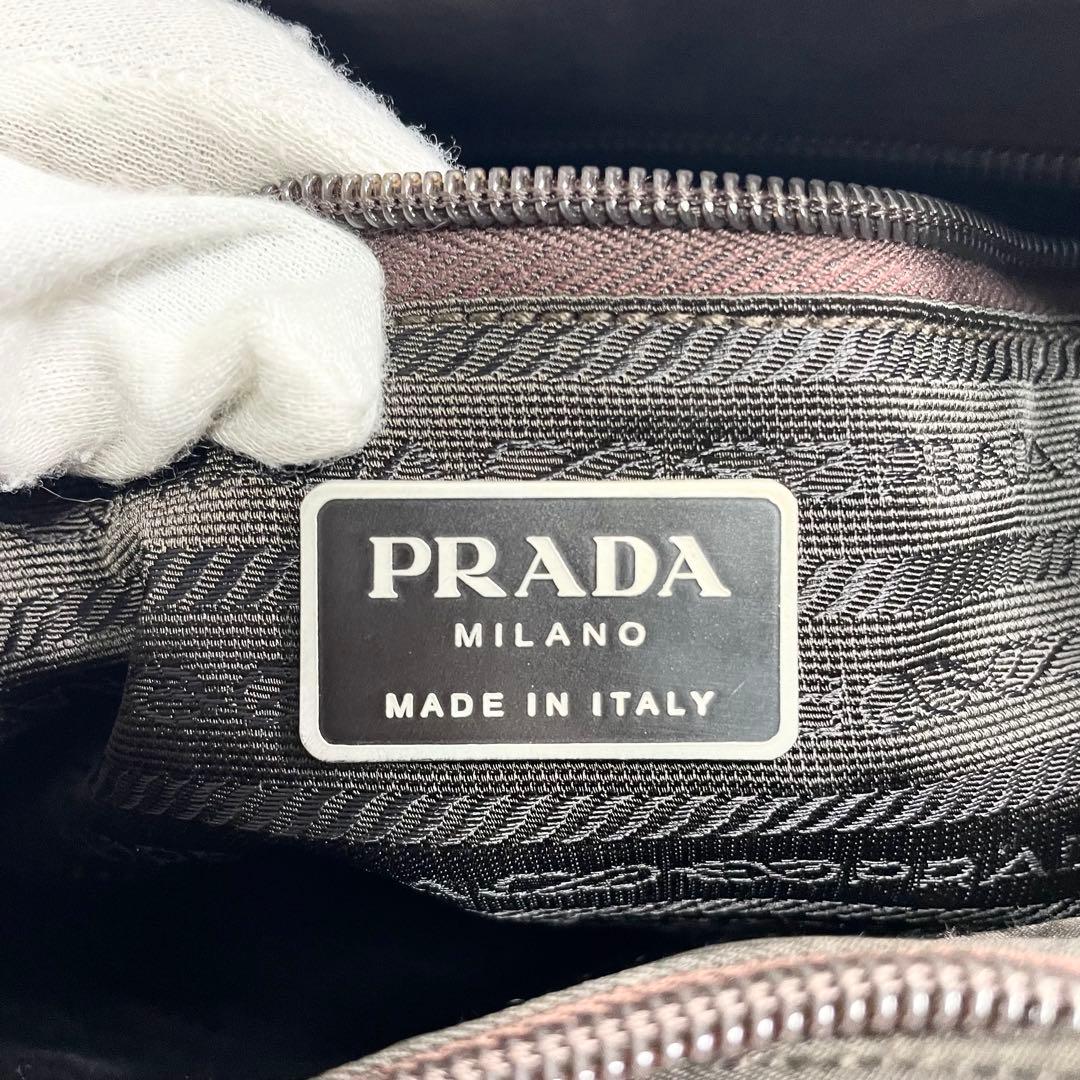 プラダ トートバッグ ハンドバッグ ナイロン 三角ロゴ 金具 肩掛け 大容量 茶