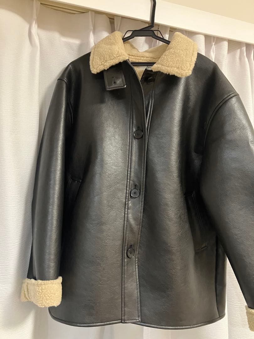 ブラックレザージャケット ボア襟