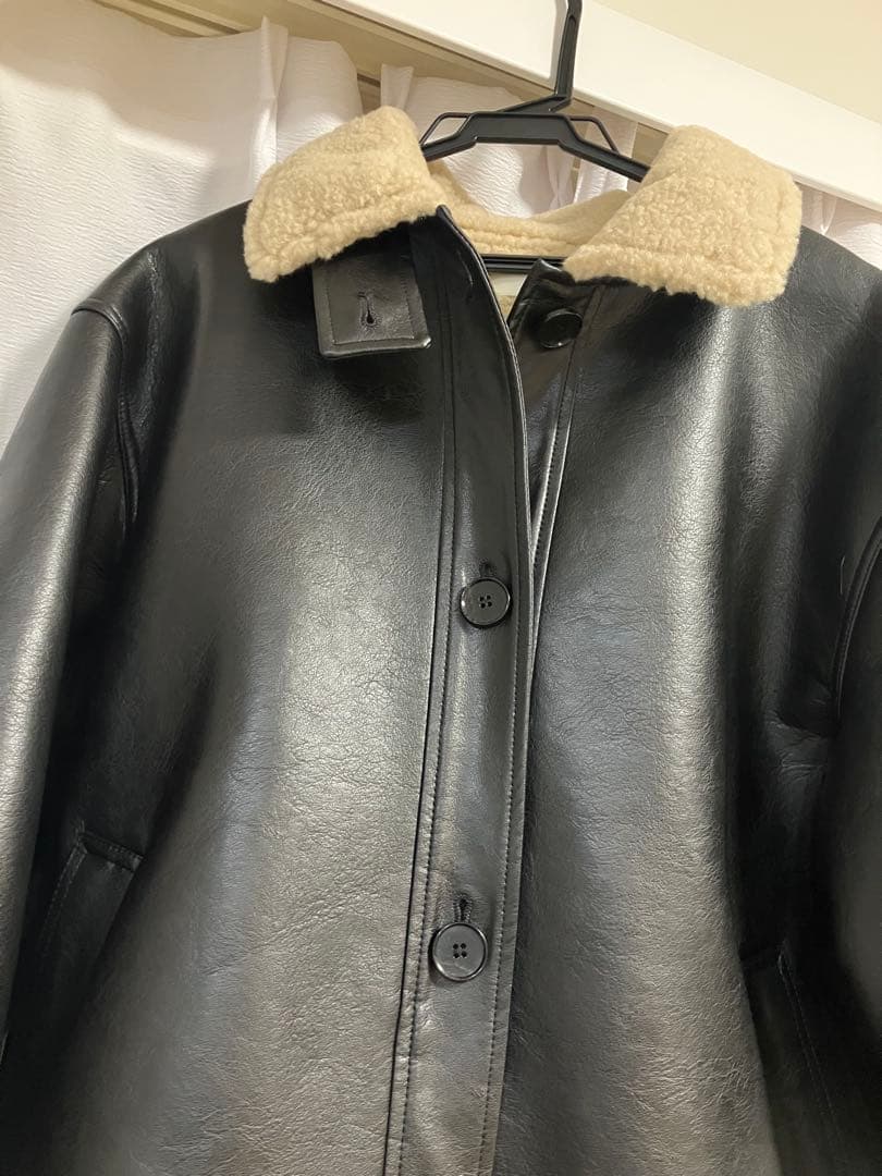 ブラックレザージャケット ボア襟