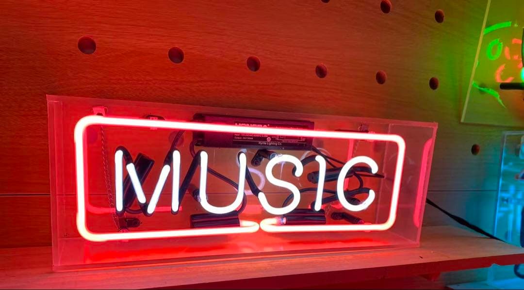 オーダー　ネオン管　MUSIC レッド＆ホワイト ガラス製　店舗装飾　オリジナル