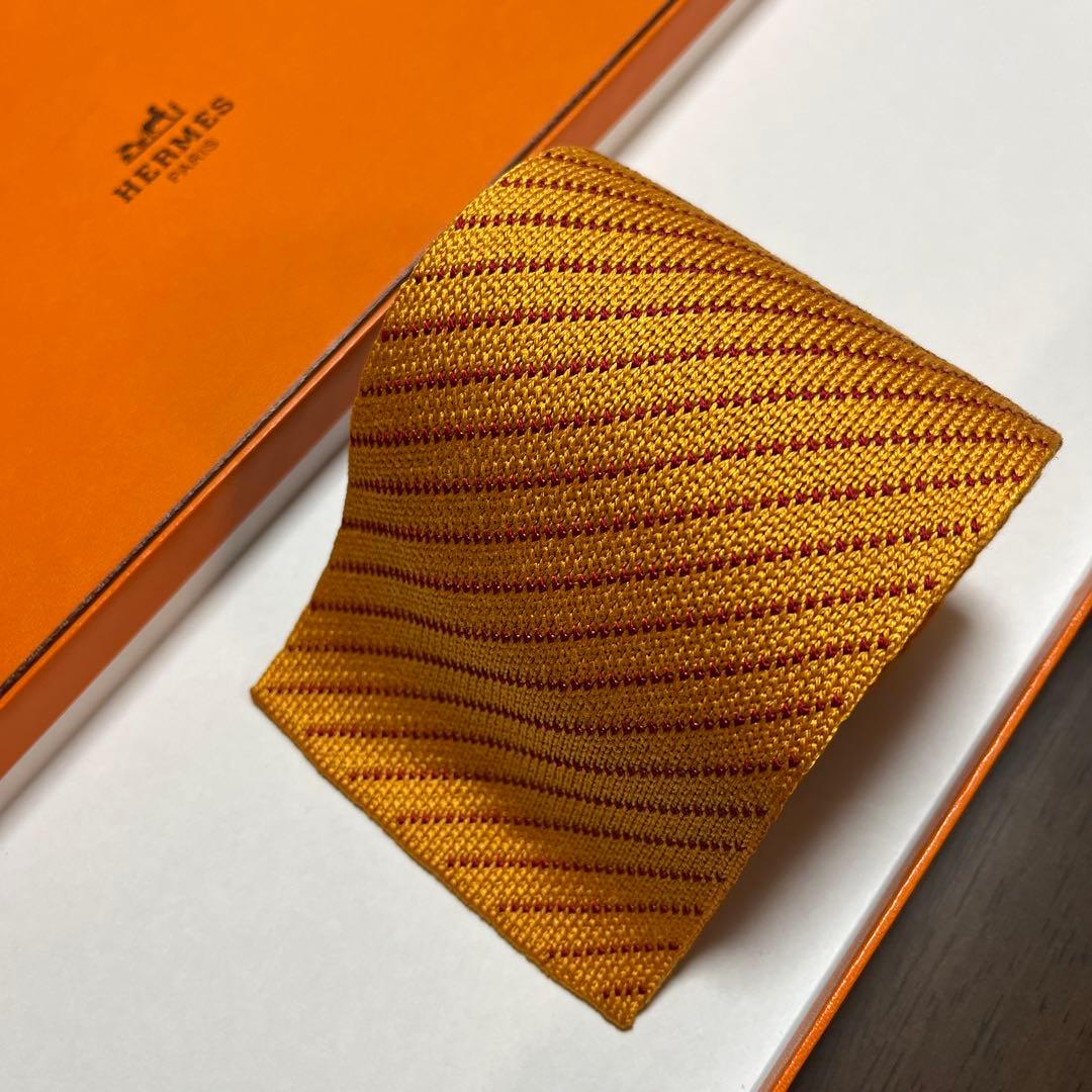 美品　エルメス　ネクタイ　オレンジ　ニットタイ　ストライプ