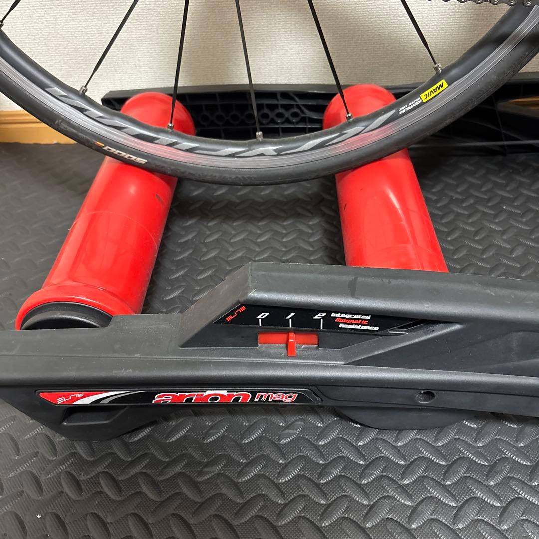 3本ローラー ELITEエリートARION MAG(アリオン マグ) 足場付き