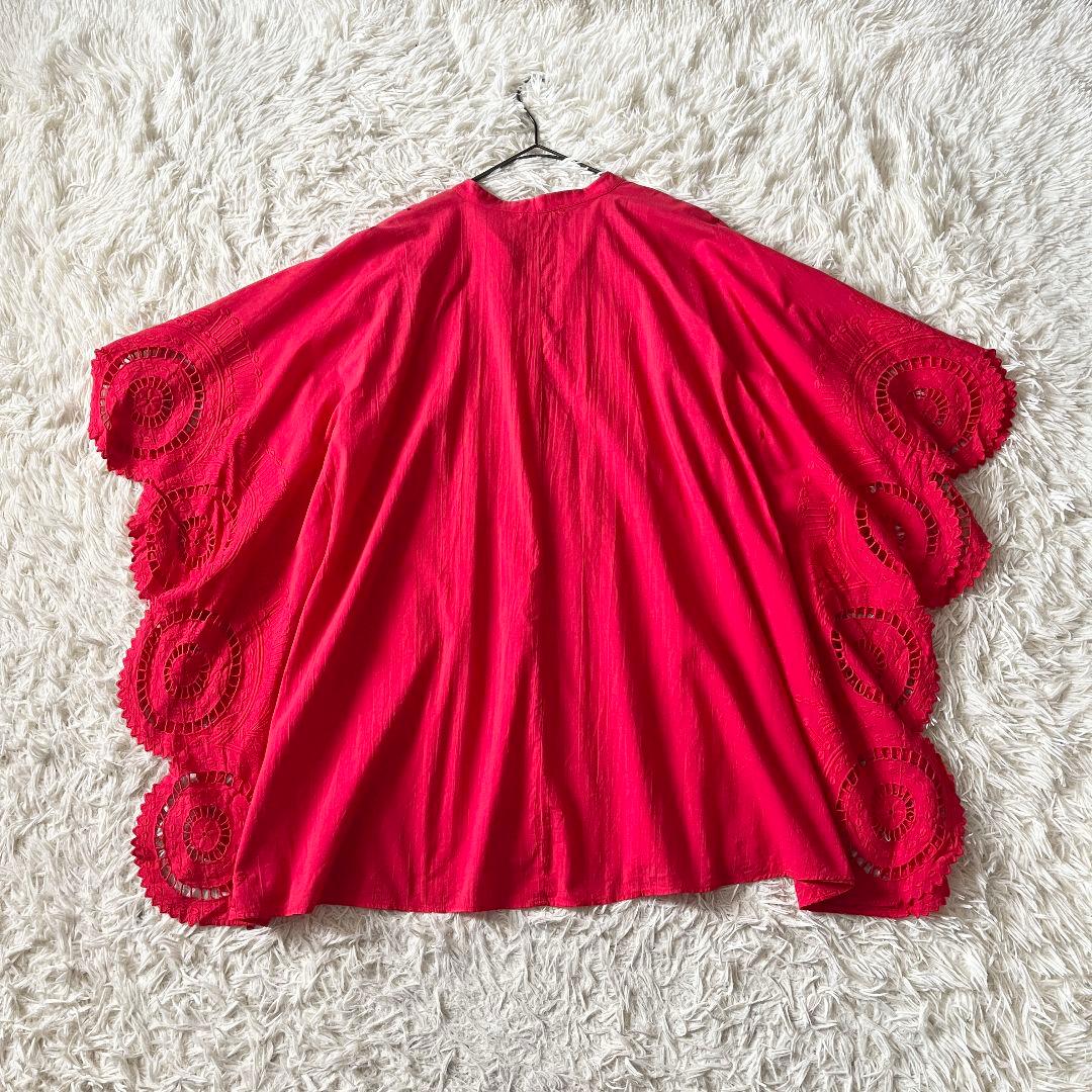 【美品】ハウスオブロータス 刺繍ケープブラウス フリル袖 赤 リゾート体型カバー