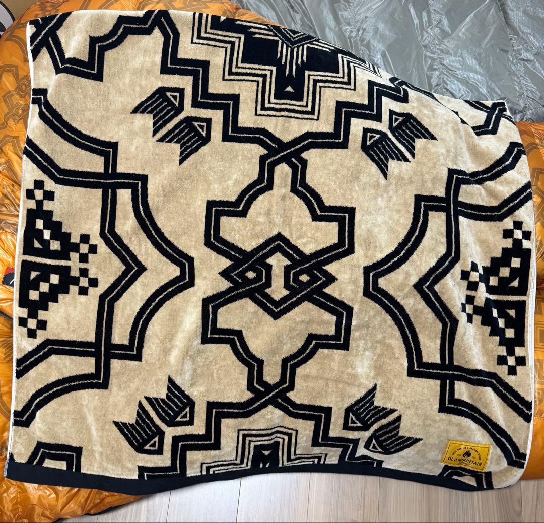 OLDMOUNTAIN KAKEMONO 夏　ベージュ カケモノ