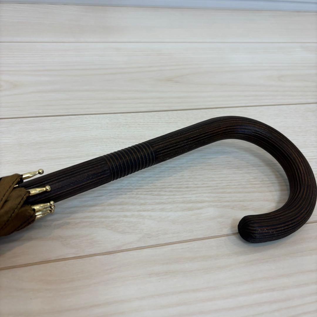 ⭐️正規品　FENDI　フェンディ　長傘　雨傘　FF ズッカ柄　木製　イタリア製