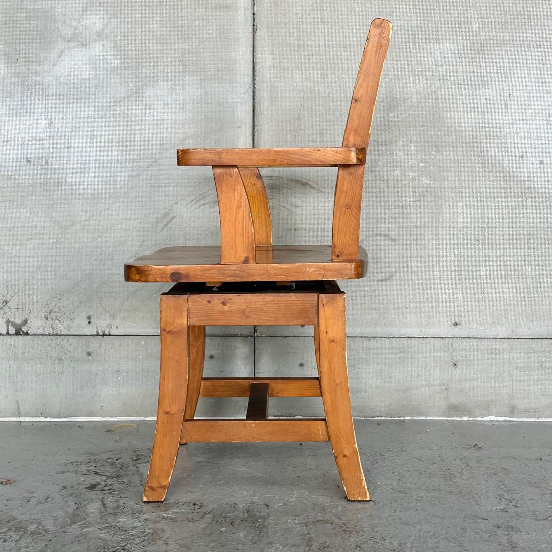 ✦昭和レトロ✦ 木製アームチェア｜無垢材 ヴィンテージ椅子 回転式 カフェ什器