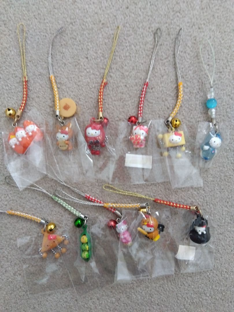 サンリオご当地キティキーホルダー　まとめ売り 94個セット