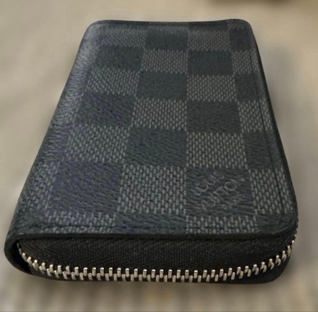 【美品】ルイヴィトン✴︎ダミエ グラフィット✴︎ジッピーパース ミニ財布
