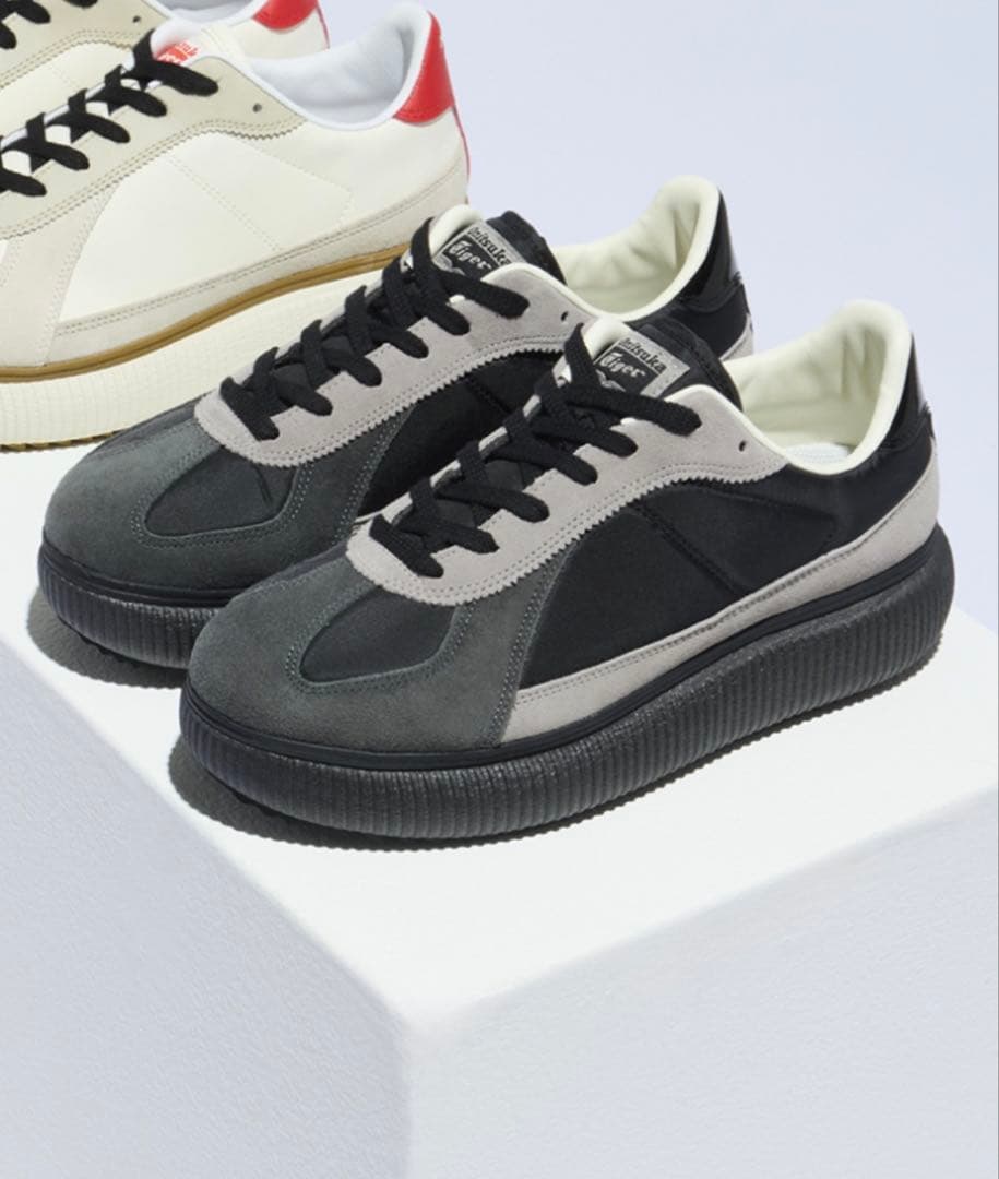 Onitsuka Tiger DELECITYスニーカー 23.0 cmブラック