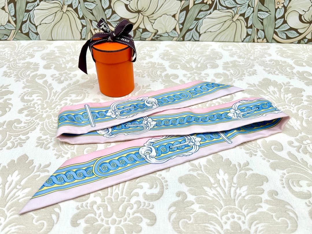 エルメスHERMES ツイリー　ピンク＆水色 シルク ピンク 春色♡ 美品