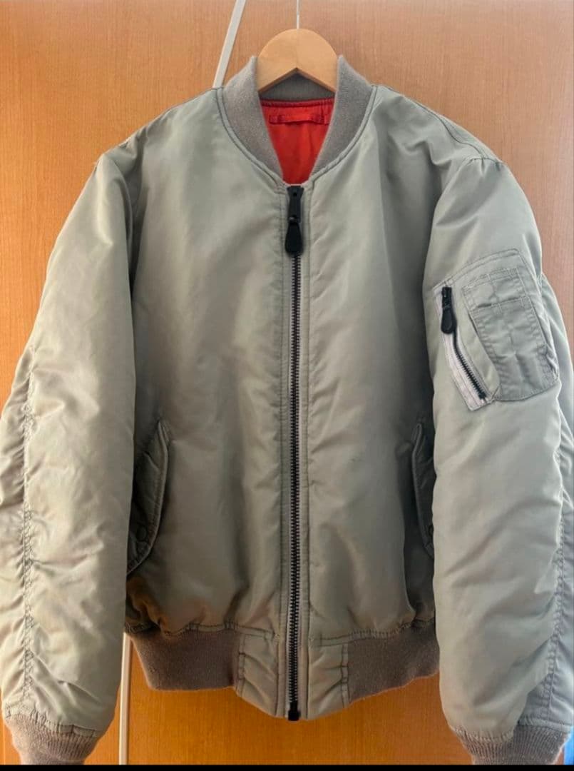 AVIREX グレー フライトジャケット MA-1　L