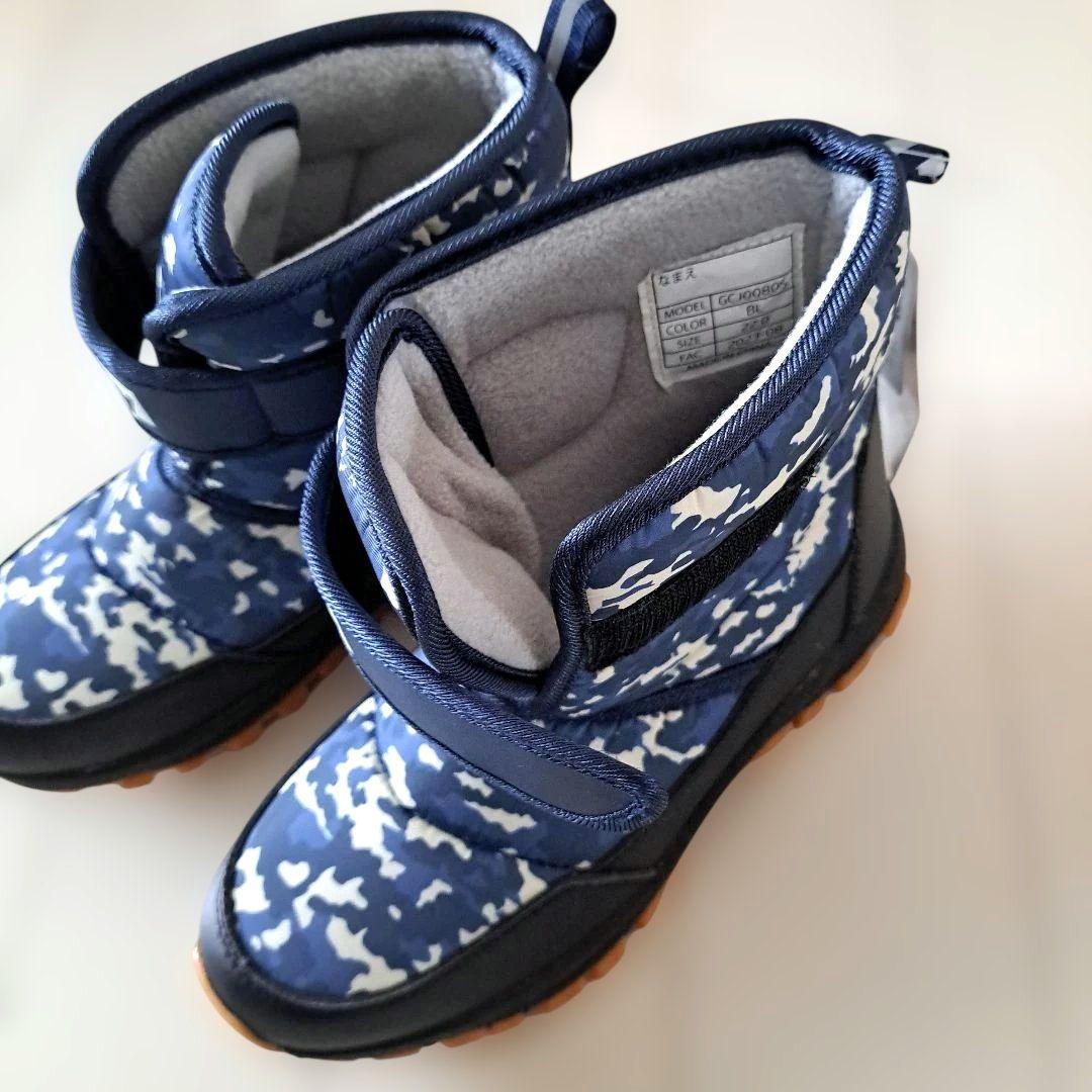 全て新品　140cmスキーウェア・スノーグローブ・帽子・スノーブーツ　4点セット