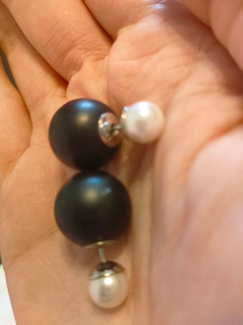 M*Y様 Christian Dior トライバルピアス　ブラック　パール Di