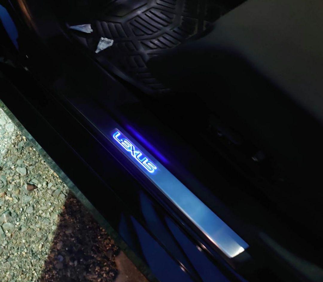 LEXUS　GS純正　スカッフイルミネーション