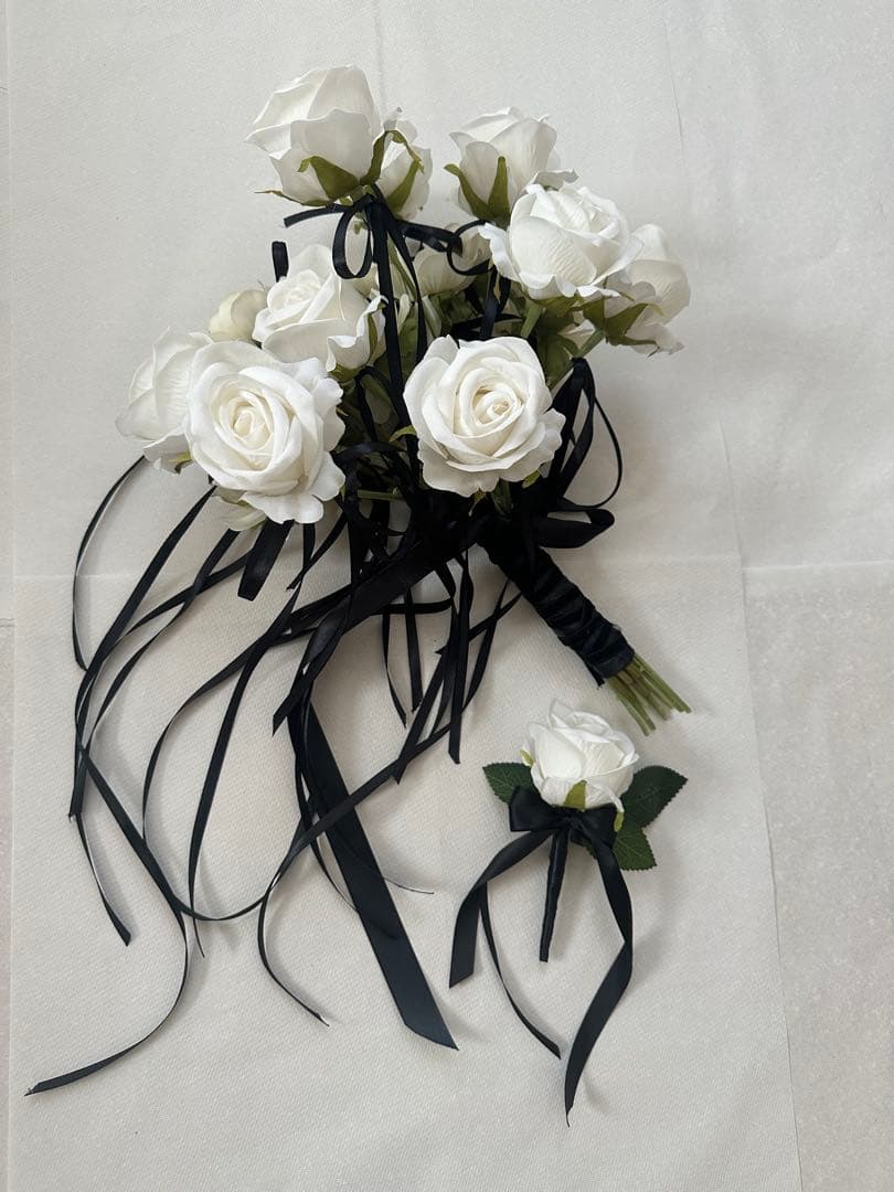 ブートニアセット☆ホワイトローズブーケ