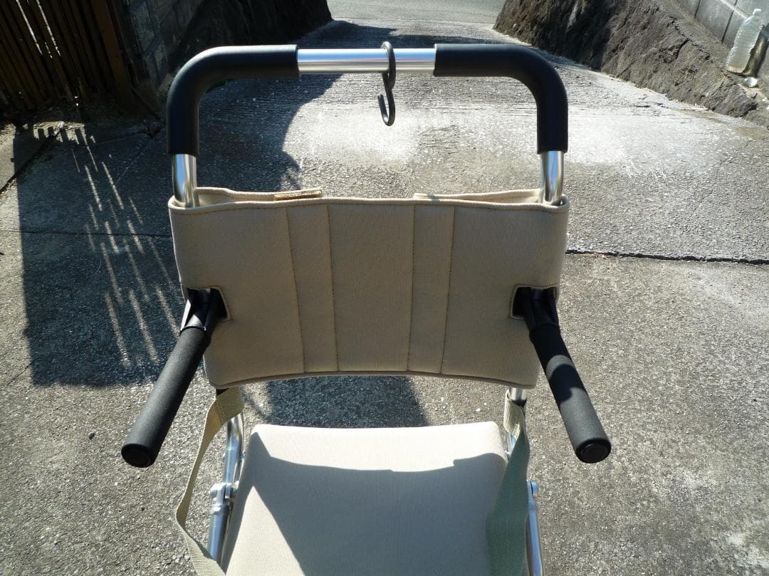 美品　軽量コンパクト折り畳み携帯車いす　ＭＶ-2　松永製作所（送料込）