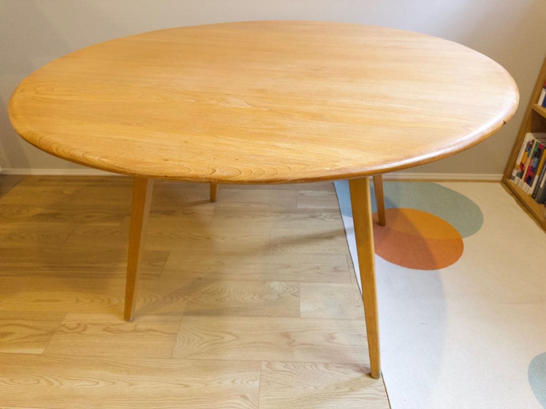 アーコール(Ercol)のドロップリーフテーブル(バタフライテーブル)