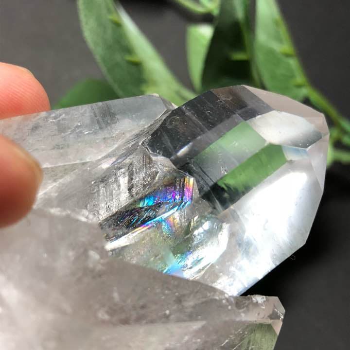 レムリアンクラスターレインボー(130g)(Brasil)インテリアストーン