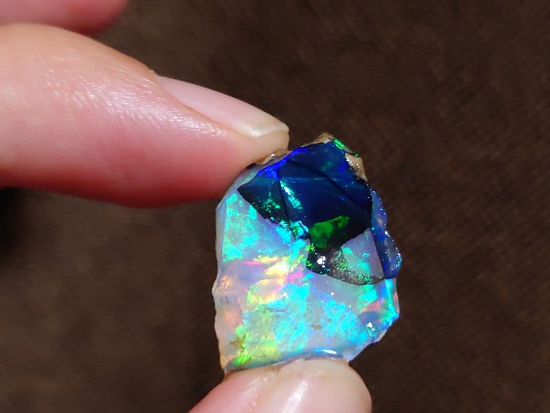 混合　エチオピアオパール　ウェロ産　チョーク　鉱物標本　原石