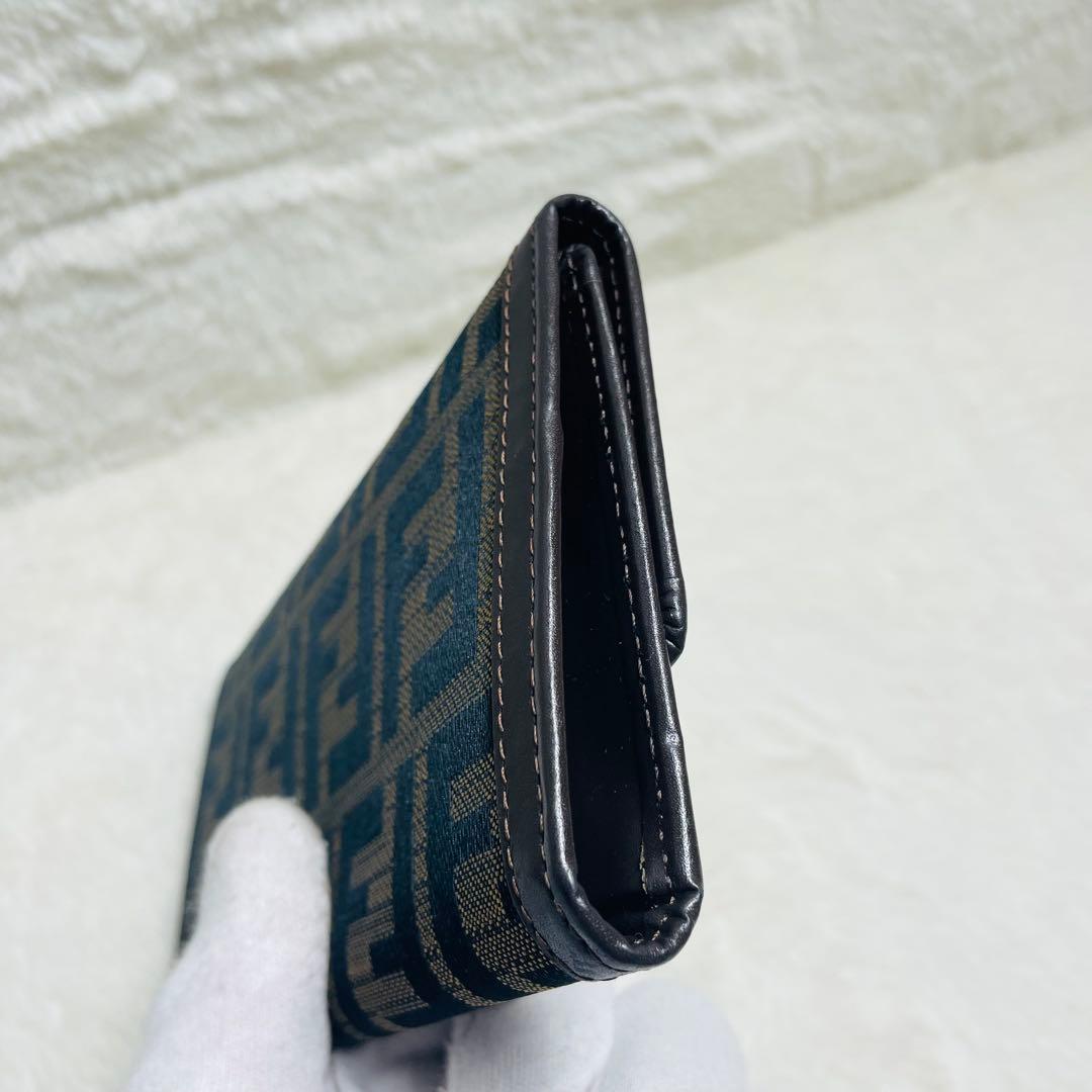 新品未使用品　正規品FENDI フェンディ　ズッカ柄ロングウォレット　長財布　茶