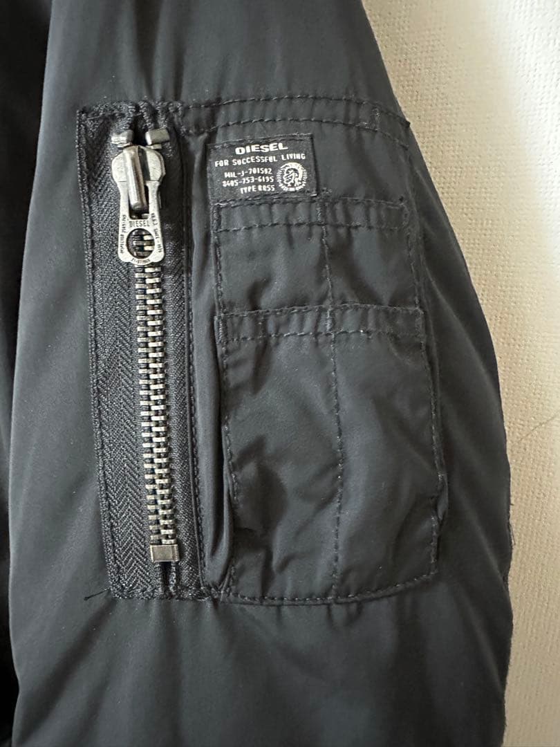 【Lサイズ】ディーゼル N-2Bタイプ 中綿入ジャケット 黒