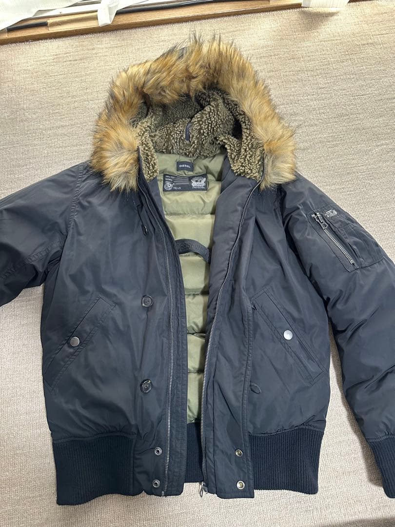 【Lサイズ】ディーゼル N-2Bタイプ 中綿入ジャケット 黒