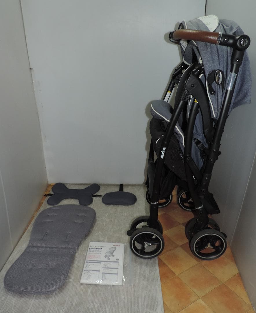 綺麗/ラクーナビッテクッション/１～３６カ月/オート４輪/ハイシート/２０２２買