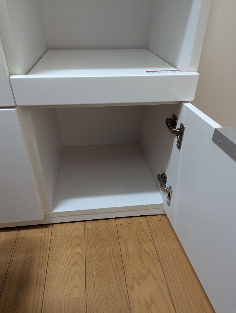 [引き取り/引き渡し]　ニトリ　キッキンカウンター　食器棚　ホワイト