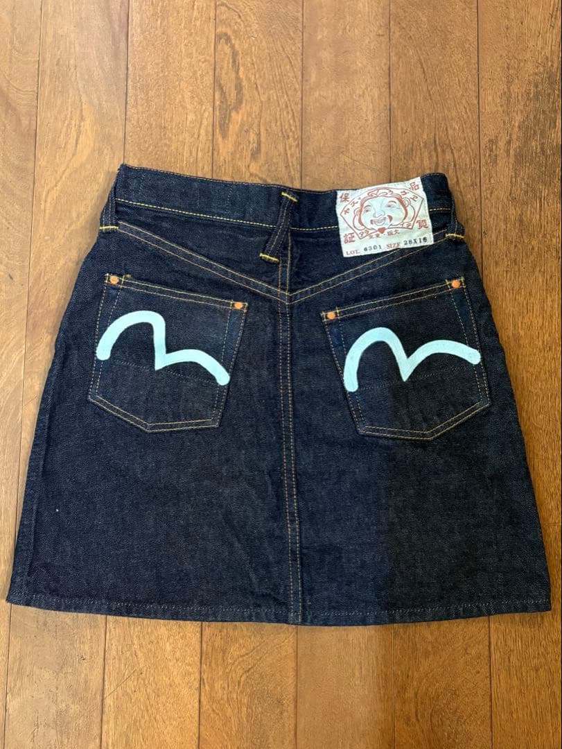evisu スカート