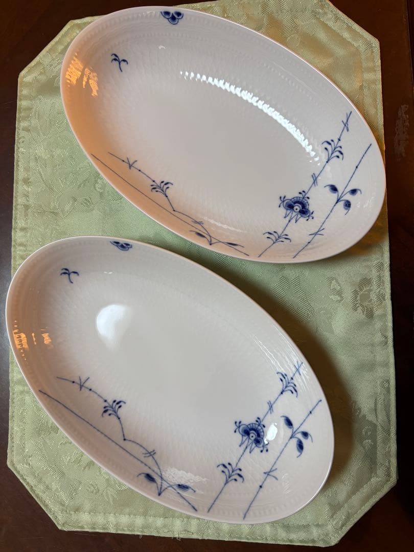 ロイヤルコペンハーゲン　青い花柄オーバル皿 2枚セット