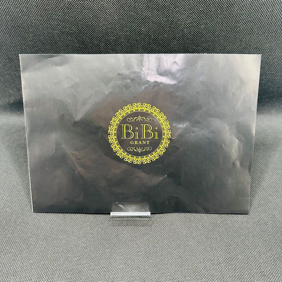 ★グラントイーワンズ★BiBi Grant パンプ　Vネック 半袖　Lサイズ