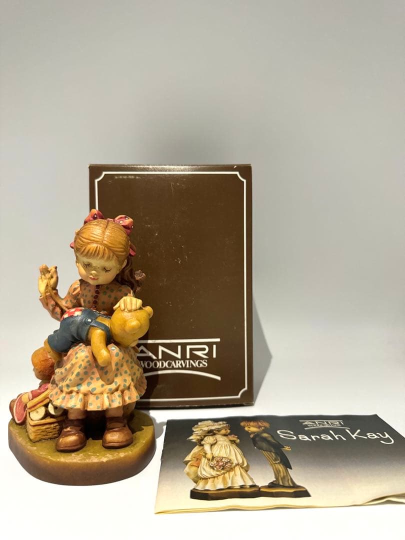 ANRI 木彫り人形 4000体限定 アンリ フィギュア フィギュリン