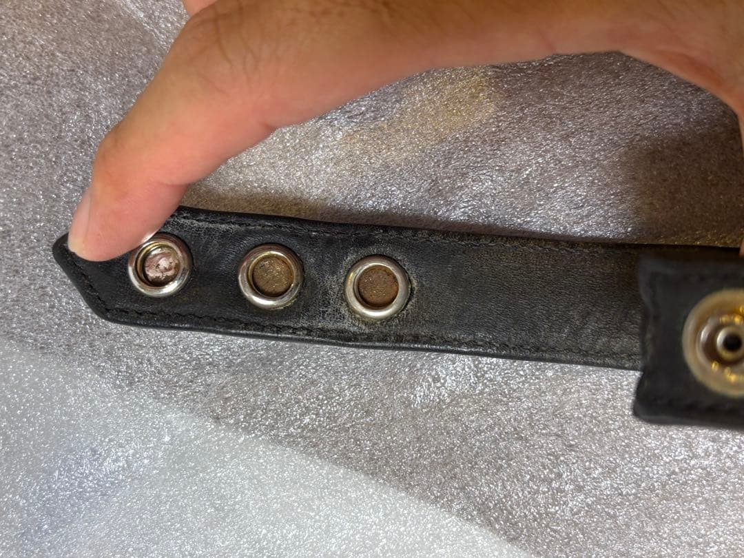 クロムハーツ黒レザー バングル