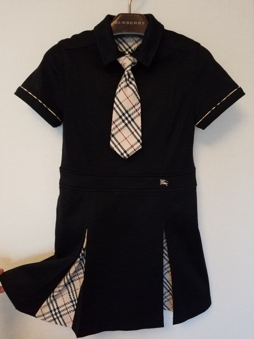 バーバリーロンドンワンピース 未使用品 ベージュ ホースマーク ブラック