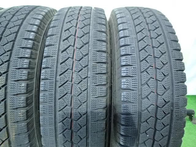 B1028【送料無料】スタッドレスタイヤ 195/80R15 4本セット