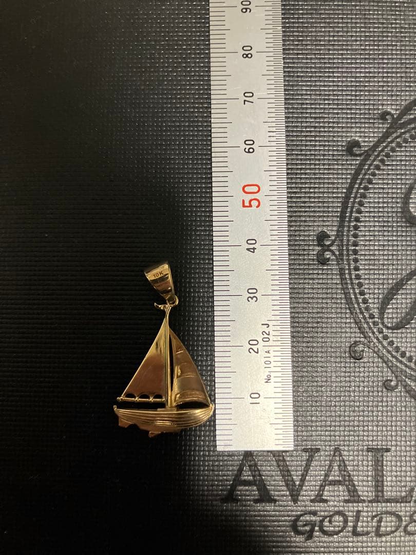 AVALANCHE アヴァランチ　ネックレス　トップ　ヨット　k10 10K