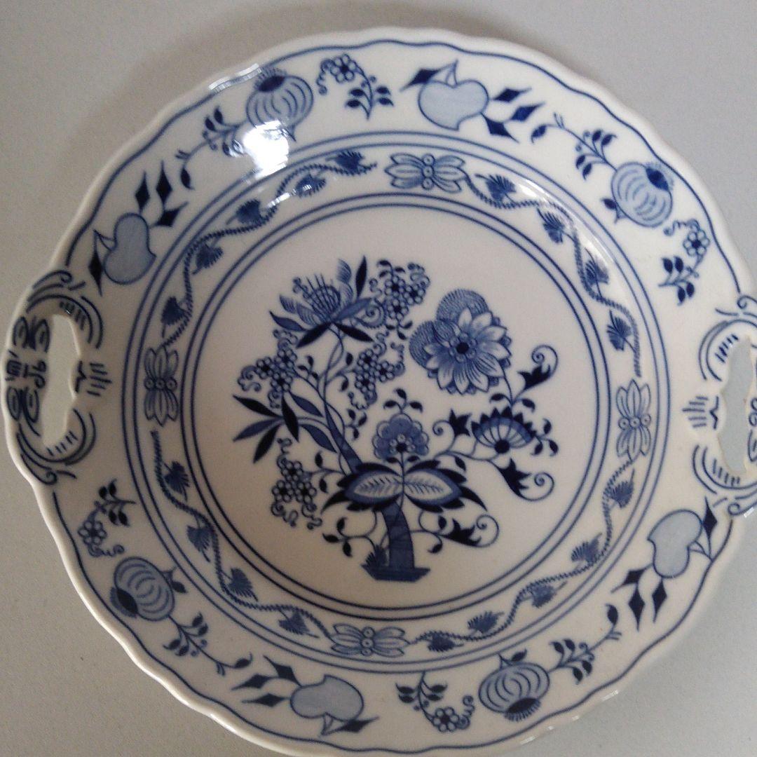 取り皿、サラダ他色々、