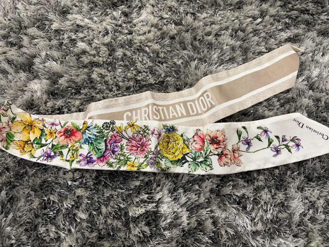 【新品】DIOR D-Floral ミッツァスカーフ