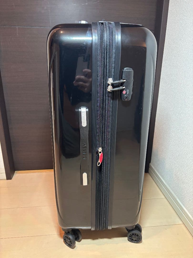 デルセー（DELSEY）ヘリウムエアロ　スーツケース73-81L Mサイズ　黒