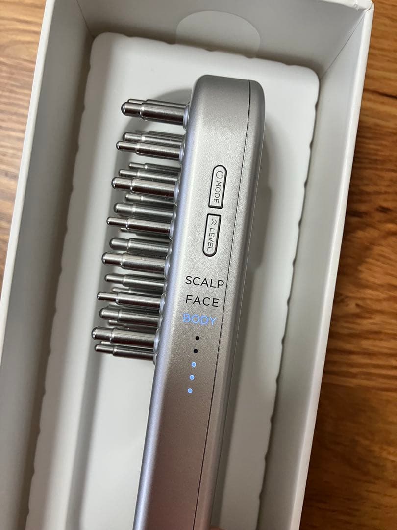 【極美品】SALONIA サロニア EMS リフトブラシ 電気ブラシ 美顔器