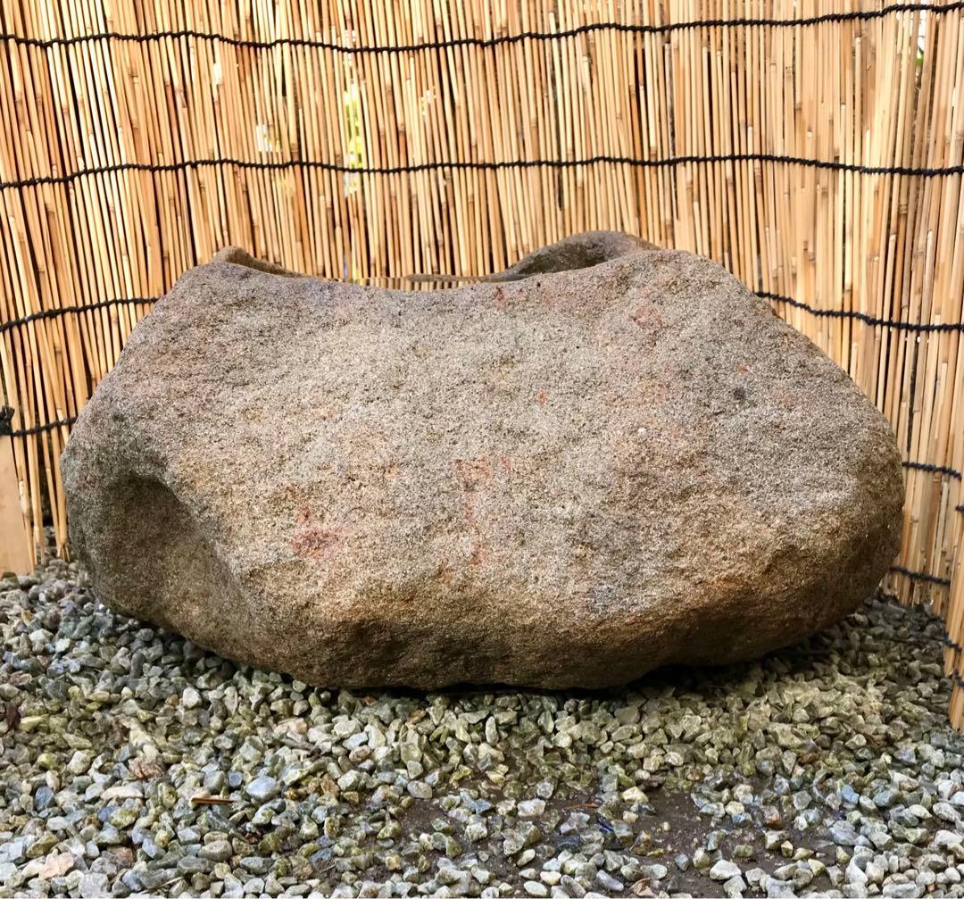 【天然自然石・水鉢・石鉢・蹲・縁先手水鉢・植え込み鉢】庭石置物オブジェバードバス