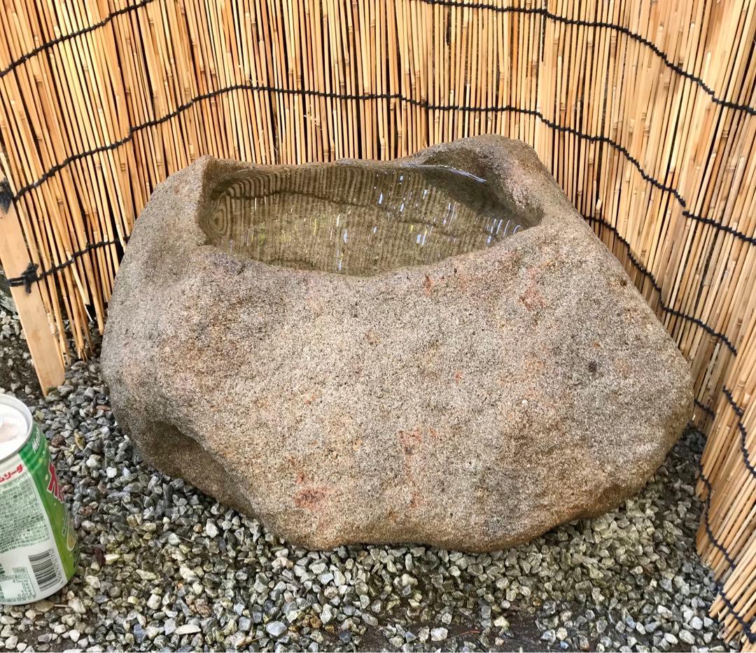 【天然自然石・水鉢・石鉢・蹲・縁先手水鉢・植え込み鉢】庭石置物オブジェバードバス
