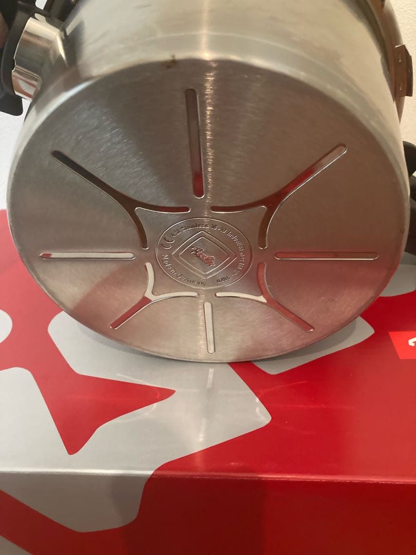 【フィスラー圧力鍋・プレミアムプラス4.5Lガラスフタ付き】未使用品