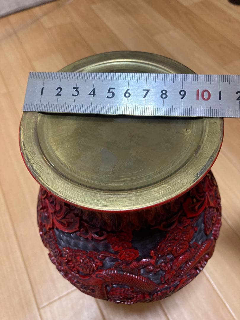 中国古美術 堆朱 细密彫刻が双龍紋壼