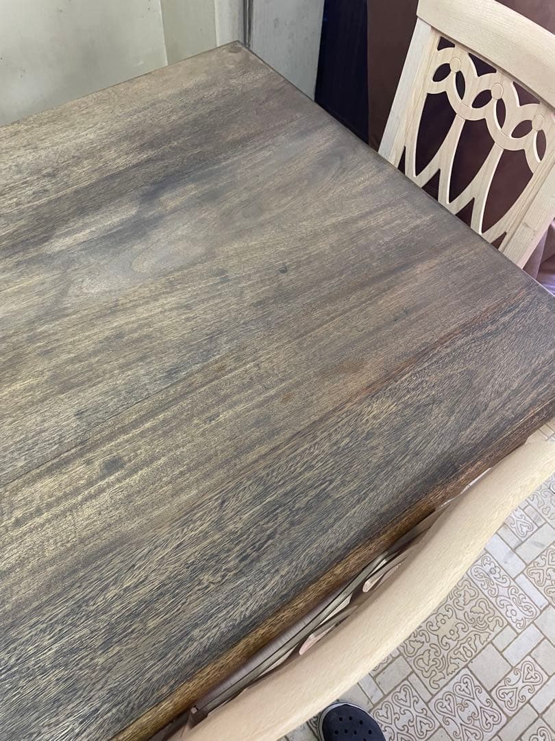 宮城県　イタリア製　ダイニングテーブル