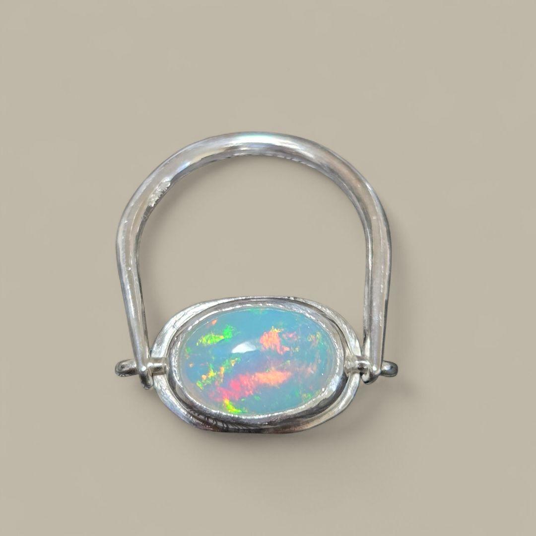 ハンドメイドリング　オパール　シルバー　14号