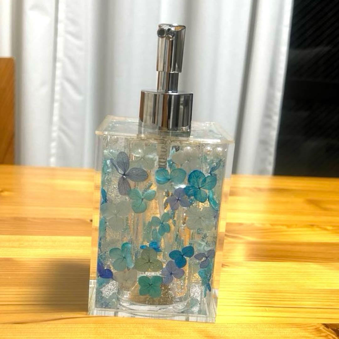 ayu❤︎固まるハーバリウム　ポンプ式ディスペンサー＆スタンド6個