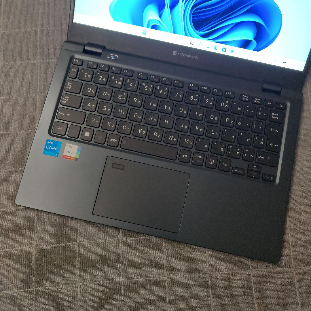 美品 Dynabook 超軽量 驚速 12世代i5 16GB 512GB 3