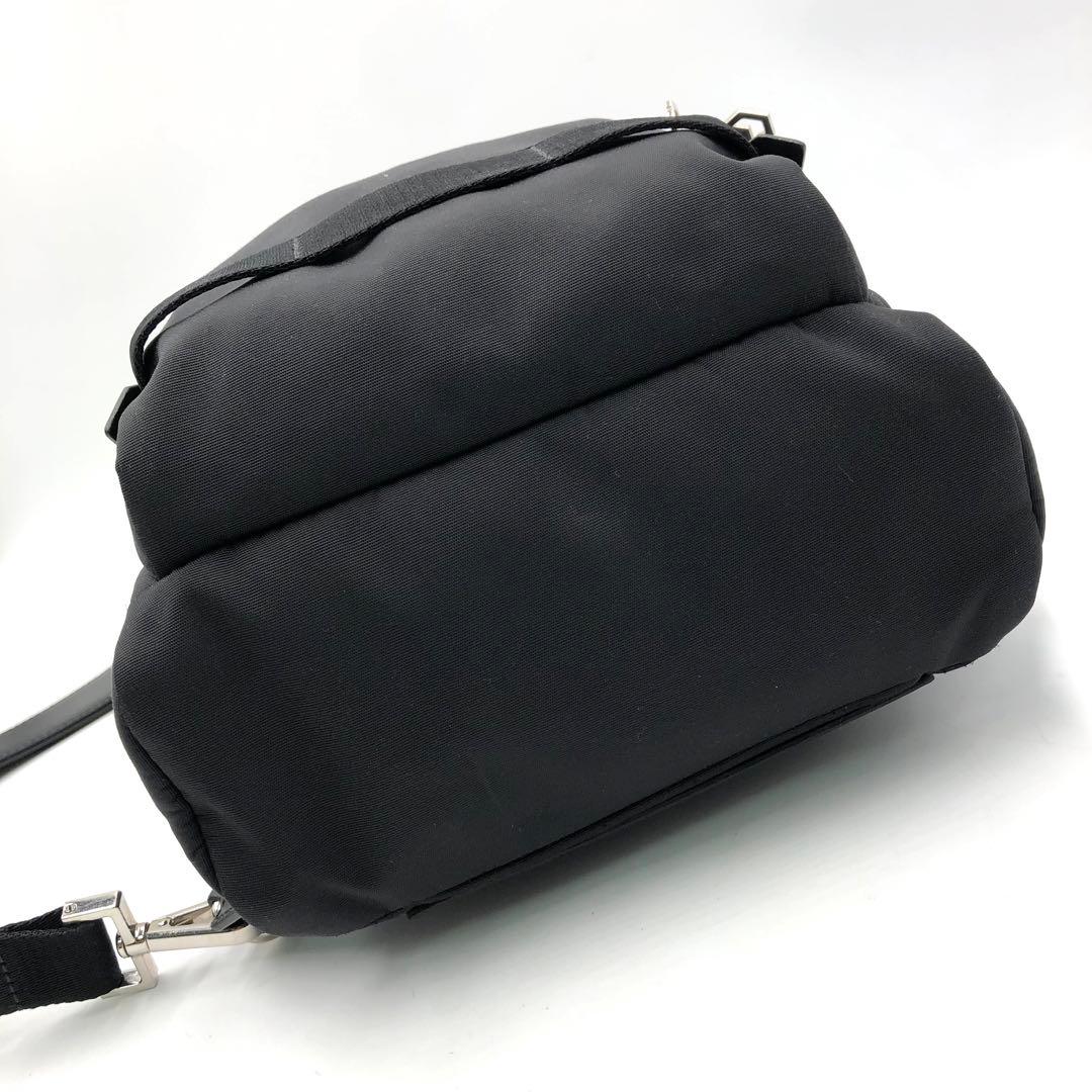 希少 美品 ジバンシー ダウンタウン ボディバッグ ナイロン レザー ブラック